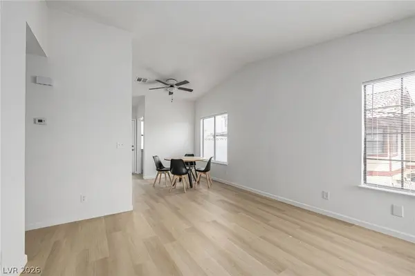 7308 Saybrook Point DR, Las Vegas, NV 89128