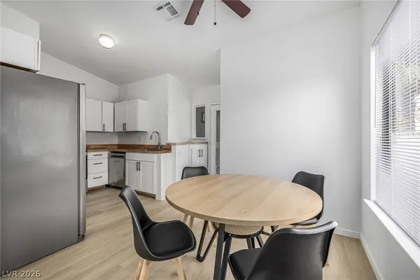 7308 Saybrook Point DR, Las Vegas, NV 89128