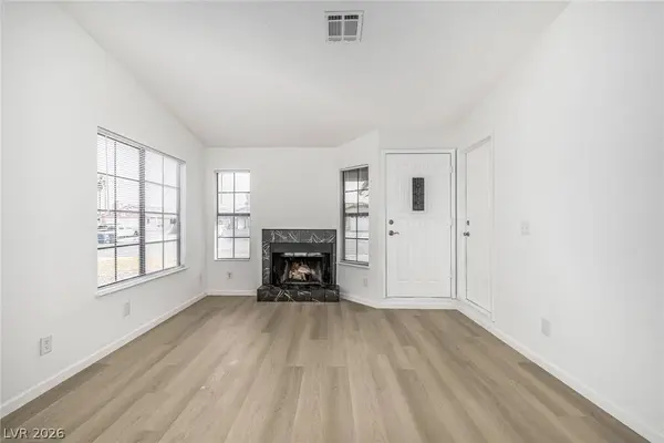 7308 Saybrook Point DR, Las Vegas, NV 89128