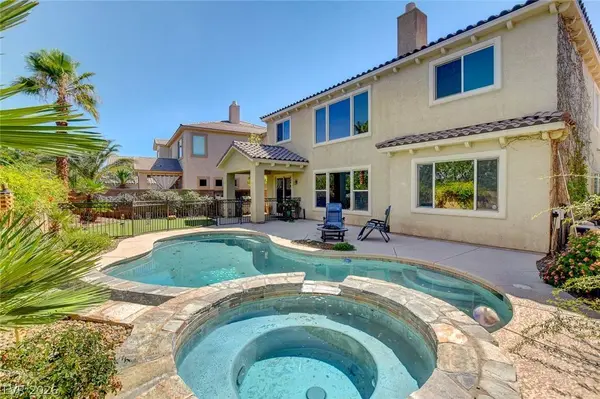 10616 Eagle Nest ST, Las Vegas, NV 89141