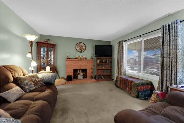 350 Tangerine CT, Henderson, NV 89015