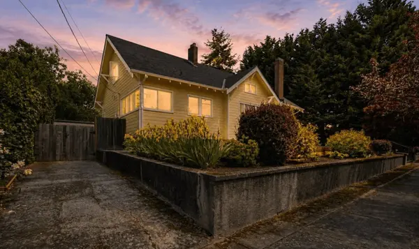 feature image of Living in Vancouver, WA: Why People Move Here — and Never Want to Leave
