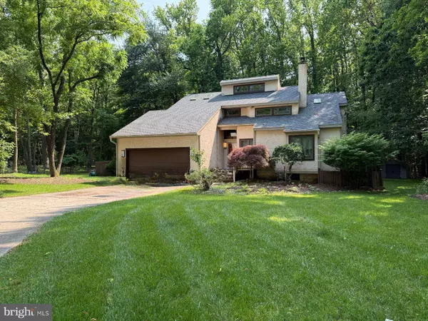 329 MT LAUREL ROAD, Mount Laurel, NJ 08054