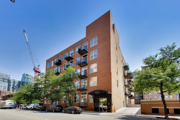 417 S Jefferson ST #102B