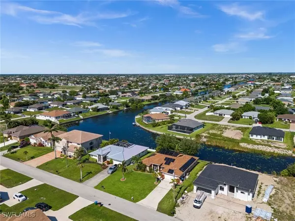 3604 SW 8th PL, Cape Coral, FL 33914