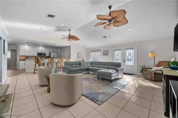 3604 SW 8th PL, Cape Coral, FL 33914