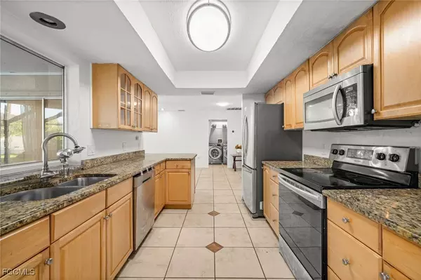 3630 SW 6th AVE, Cape Coral, FL 33914