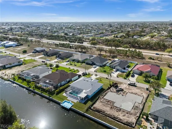 1229 SW 24th ST, Cape Coral, FL 33991