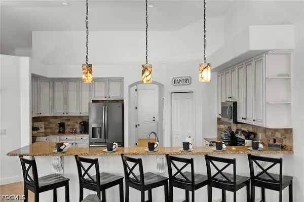 3041 SW 11th PL, Cape Coral, FL 33914