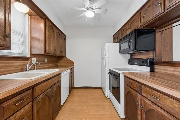 11419 N May AVE #B, Oklahoma City, OK 73120