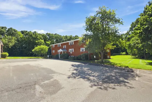 39 Pleasant Street #4C, Northborough, MA 01532