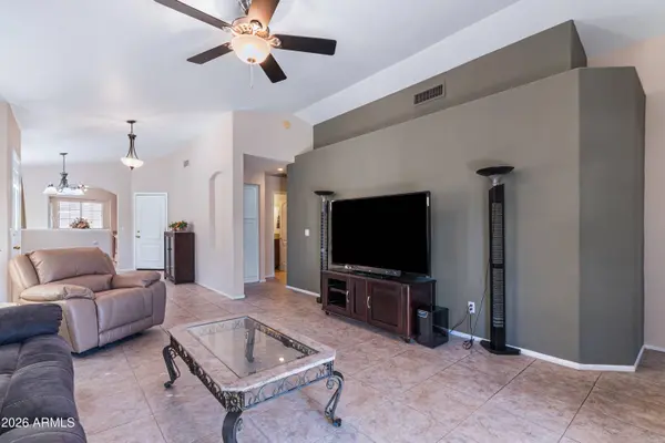 4014 W Fallen Leaf Lane, Glendale, AZ 85310