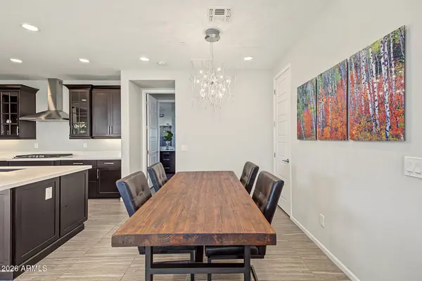 13742 W CHUCKS Avenue, Peoria, AZ 85383