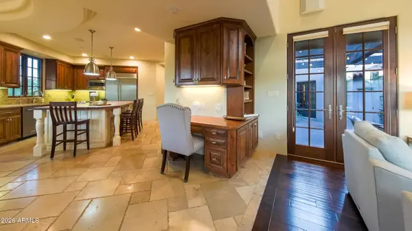 9290 E THOMPSON PEAK Parkway #421, Scottsdale, AZ 85255