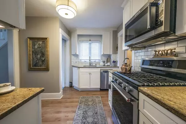 461 Skiff Street, North Haven, CT 06473