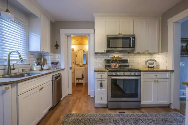 461 Skiff Street, North Haven, CT 06473