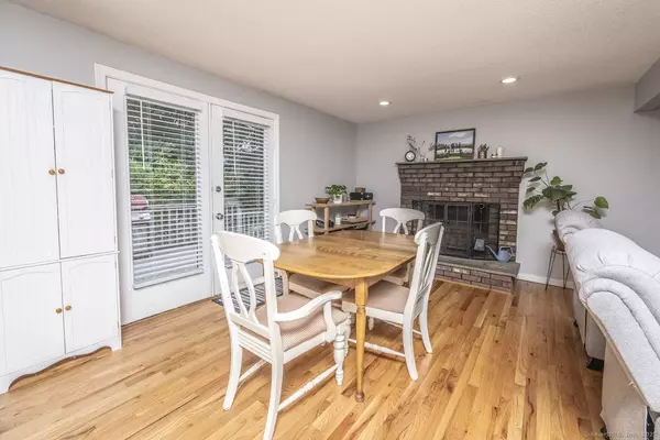 1018 Long Hill Road, Middletown, CT 06457