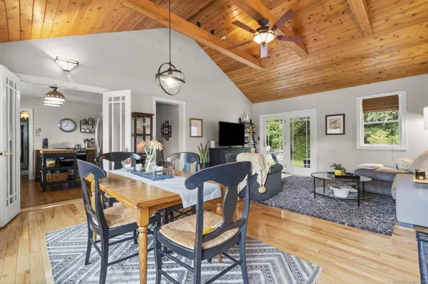 123 George Street, Middletown, CT 06457