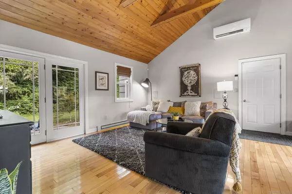 123 George Street, Middletown, CT 06457