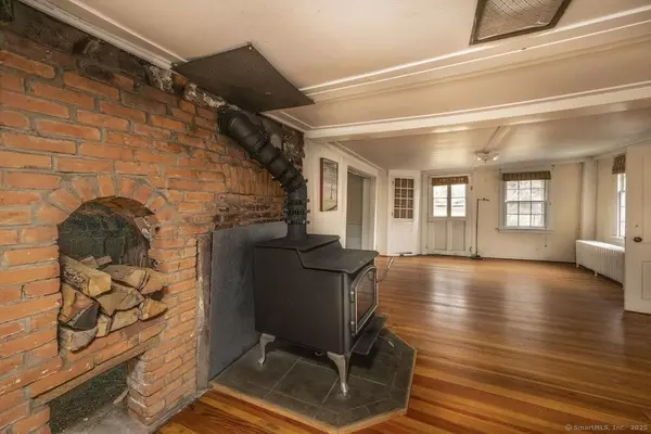 36 Maiden Lane, Durham, CT 06422