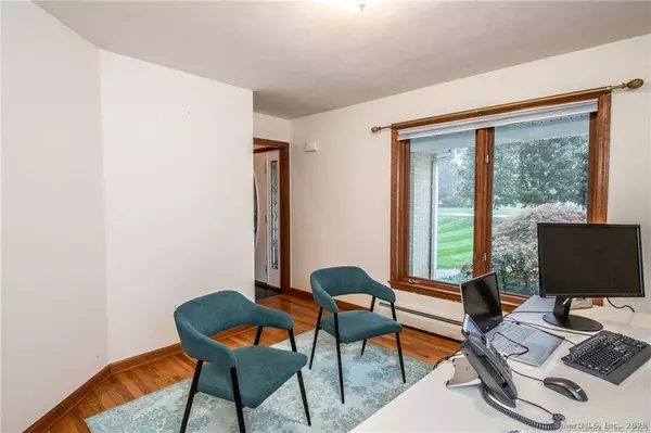 41 Day School Drive, Middlefield, CT 06455