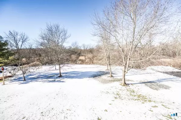 565 Newfield Street #APT 34, Middletown, CT 06457