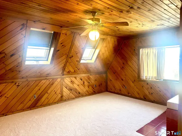 264 East Main Street, Meriden, CT 06450