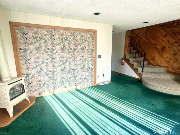 264 East Main Street, Meriden, CT 06450