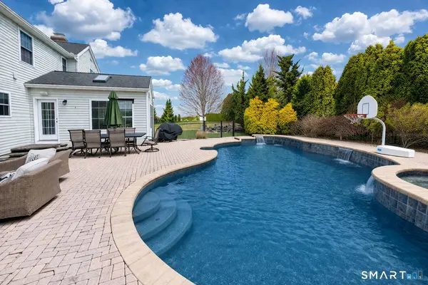 135 Saddle Hill Drive, Middletown, CT 06457