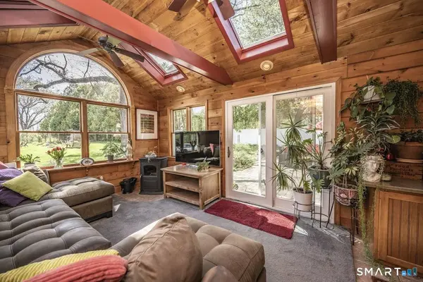 53 Cedar Street, Middlefield, CT 06481