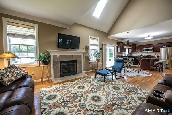 72 Annello Way, Middletown, CT 06457