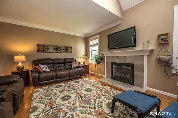 72 Annello Way, Middletown, CT 06457