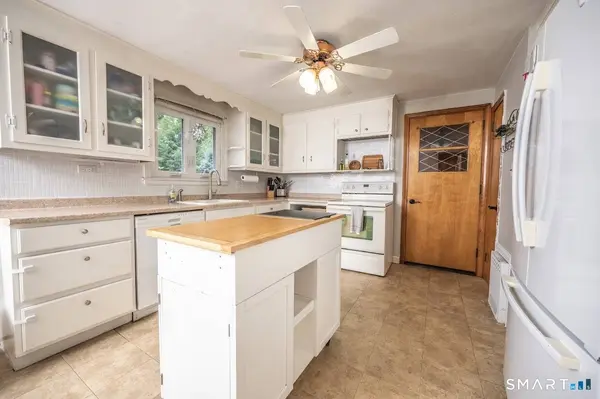 3 Swanson Drive, Bristol, CT 06010