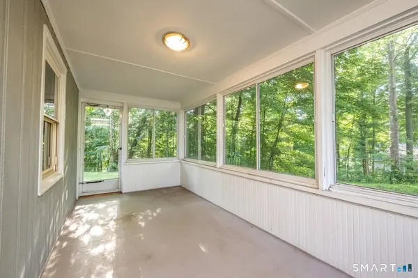 88 Peters Lane, Middlefield, CT 06481