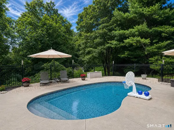 76-R Ivy Way, Durham, CT 06422