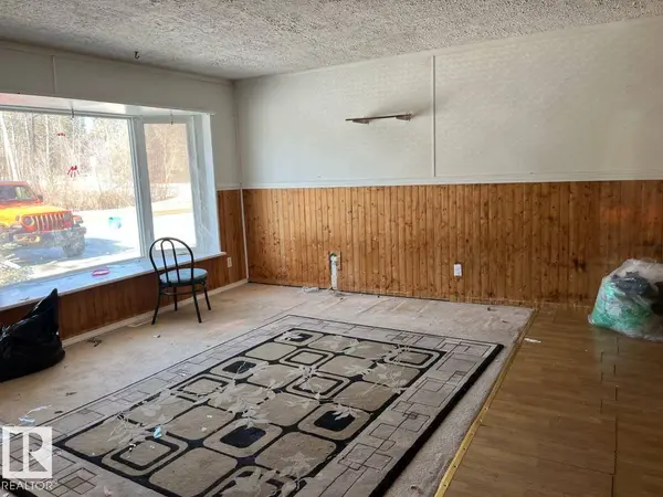 801 HERMITAGE WY, Rural Parkland County, AB T7Z 1T7