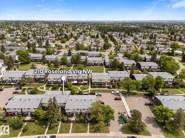 210 ROSELAND VG NW, Edmonton, AB T5E 5R6