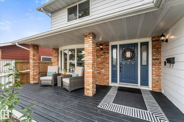 144 GARIEPY CR NW, Edmonton, AB T6M 1A1