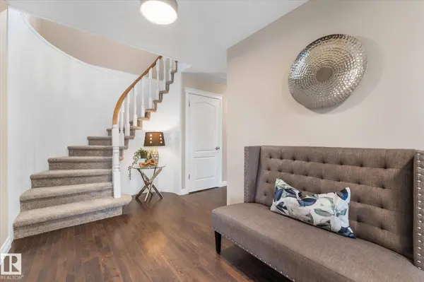 144 GARIEPY CR NW, Edmonton, AB T6M 1A1