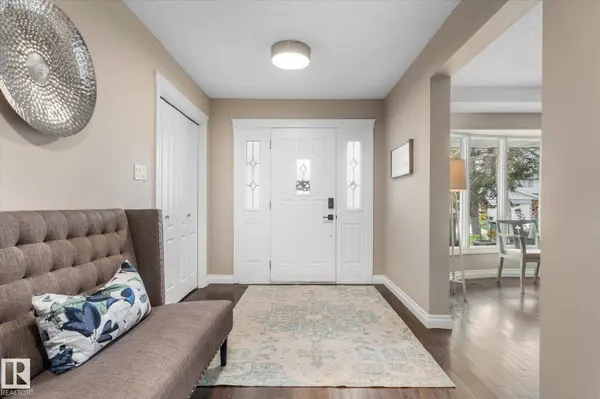 144 GARIEPY CR NW, Edmonton, AB T6M 1A1