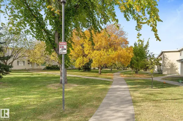 13307 89A ST NW, Edmonton, AB T5E 3L2