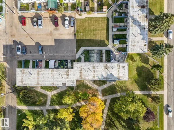 13307 89A ST NW, Edmonton, AB T5E 3L2