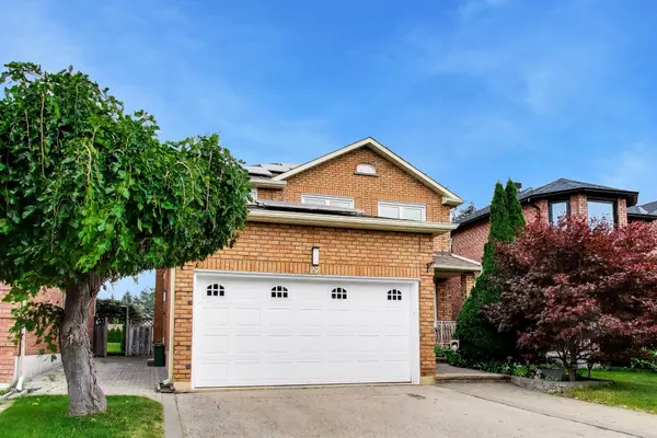 27 Via Nova Dr, Vaughan, ON L4L 7P9