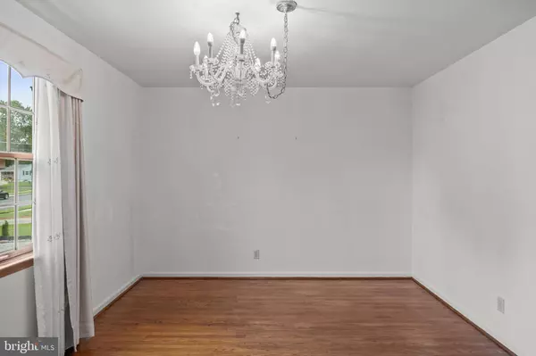 1108 CRANE DR, Cherry Hill, NJ 08003