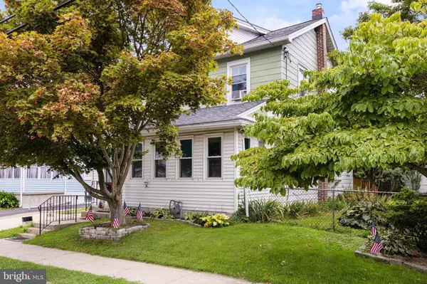 25 W ELBON RD, Brookhaven, PA 19015