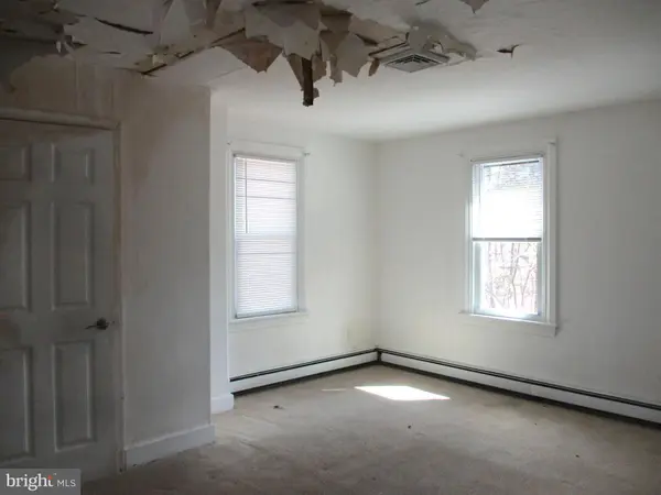 722 HILLTOWN PIKE, Hilltown, PA 18927