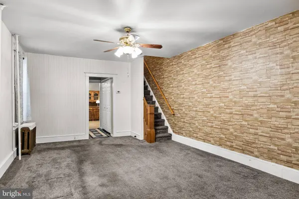 7428 PALMETTO ST, Philadelphia, PA 19111
