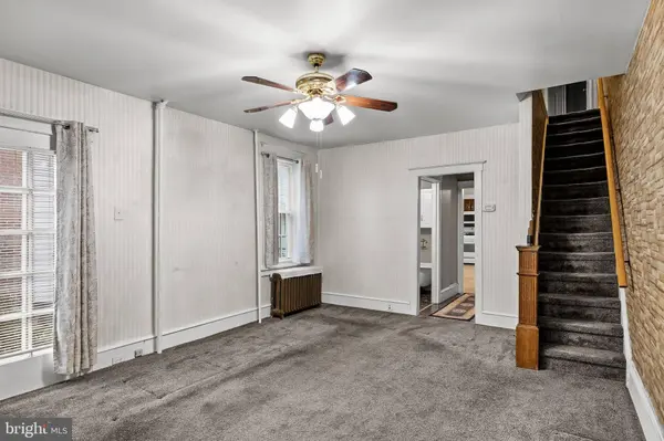 7428 PALMETTO ST, Philadelphia, PA 19111