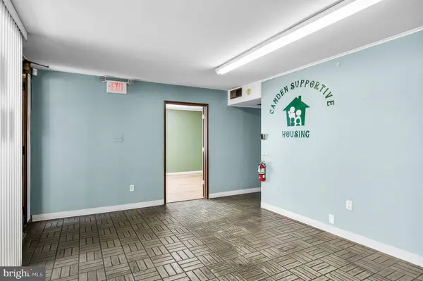 122 HADDON AVE, Collingswood, NJ 08108