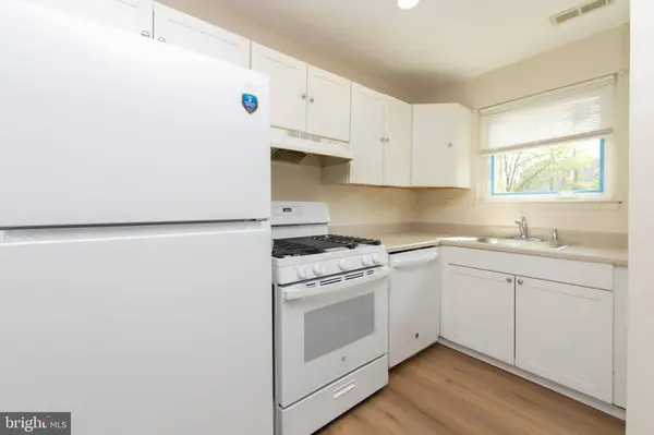 54 LA CASCATA TNHS, Clementon, NJ 08021